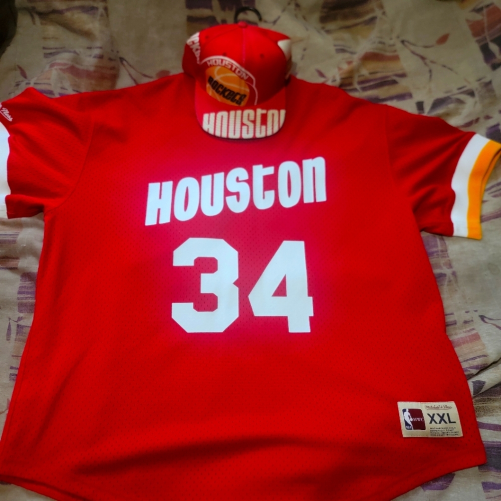 Jersey And Hat